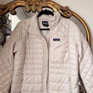 Patagonia Light Beige Quilted Puffer Jacket